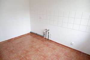 Laminat + Balkon+Bad mit Wanne - Am Heimgarten – Heimgarten 108, 9127 Gablenz, Chemnitz – Vorschaubild 4