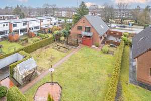HH-LOHBRÜGGE - Großzügiges Zweifamilienhaus auf tollem Grundstück und familienfreundlicher Lage – Die vollständige Adresse der Immobilie erhältst du vom Anbieter., 21031 Lohbrügge, Hamburg – Vorschaubild 3