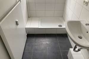 Nette Nachbarn gesucht - 2-Zimmer Wohnung zum 01.03! – Wörther Str. 4, 27570 Geestemünde, Bremerhaven – Vorschaubild 4