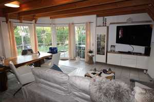 Idyllisches Ferienhaus in TOP Zustand mit neuer Einbauküche, Gäste-WC, Gartenhaus und PKW-Stellplatz – Cuxhaven (Kreis) – Vorschaubild 2