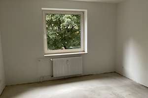 NUR für 4 Personen mit (WBS/ 91 m²) Wohnberechtigungsschein! Eigene Fußbodenverlegung! – Graudenzer Weg 3, 22049 Dulsberg, Hamburg – Vorschaubild 8