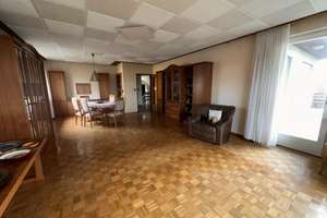 Ruhige Lage, schöner Blick, viel Platz / ideal für Familien – Die vollständige Adresse der Immobilie erhältst du vom Anbieter., 97078 Versbach, Würzburg – Vorschaubild 6