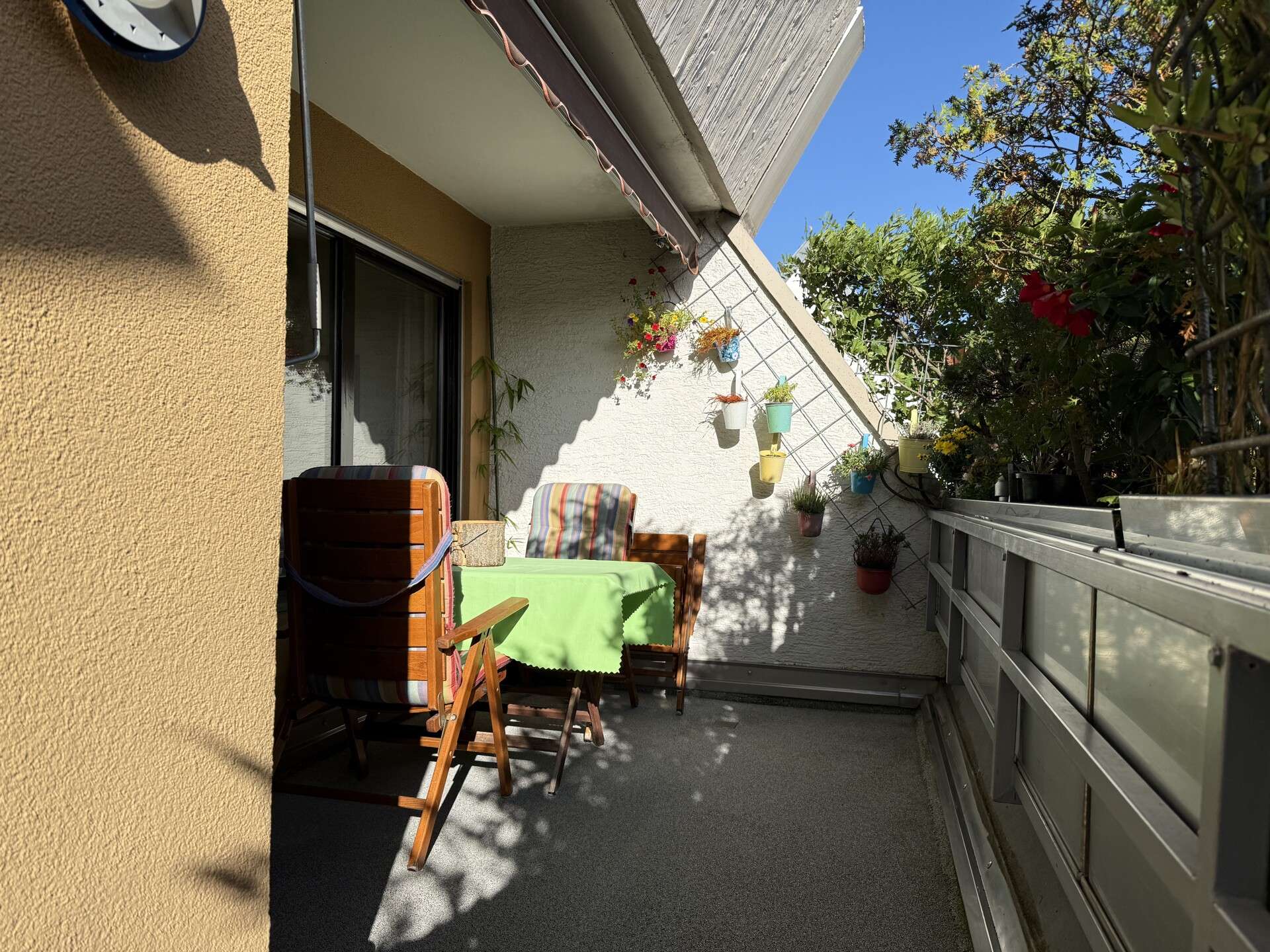 Immobilie in Dietenheim - Familienfreundliche 4-Zimmer-Wohnung mit Balkon und Tiefgarage in Dietenheim - Bild 0