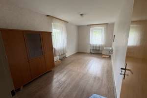 Großes EFH mit angrenzender Scheune und Nebengebäuden in Altdorf OT Eismannsberg – Die vollständige Adresse der Immobilie erhältst du vom Anbieter., 90518 Altdorf bei Nürnberg – Vorschaubild 12