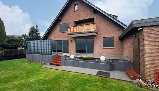 Bild von Hochwertig und ruhig wohnen in Gamsen: Großzügiges Haus mit Keller und Garagen, zur Zeit vermietet