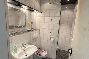 Lebensraum in Herne: 3,5-Zimmer-Wohnung mit 86 m² sowie 2 Bädern, Balkon und 2 Garagen,modernisiert. – Mont-Cenis-Straße 75, 44623 Herne-Mitte, Herne – Vorschaubild 6