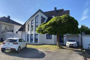Dreifamilienhaus mit Potential durch mögliche Neuvermietungen oder Eigennutz – Die vollständige Adresse der Immobilie erhältst du vom Anbieter., 56154 Boppard – Vorschaubild 1