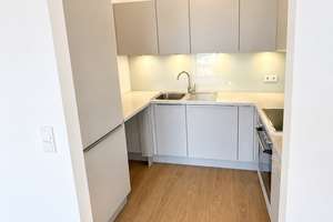 Helle 58 qm Dachgeschosswohnung mit großem Balkon – Berlin Hbf / Tiergarten – Die vollständige Adresse der Immobilie erhältst du vom Anbieter., 10557 Moabit, Berlin – Vorschaubild 12
