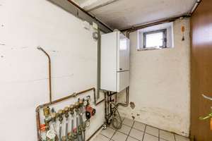Bereit für ein Comeback! Freistehendes Einfamilienhaus mit rd.183 m² und Südgarten in Fischlaken – Die vollständige Adresse der Immobilie erhältst du vom Anbieter., 45239 Fischlaken, Essen – Vorschaubild 25