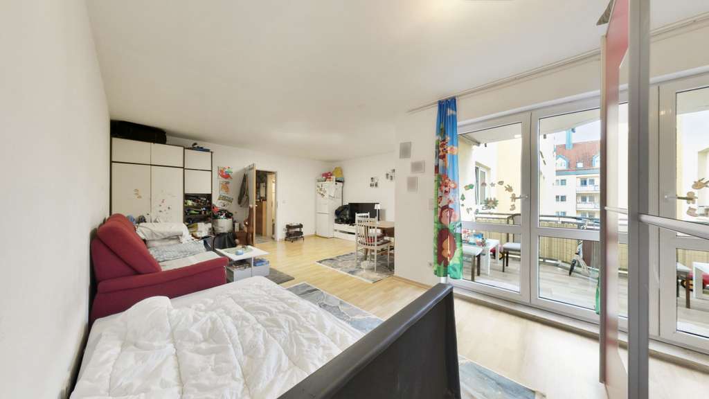 Immobilie in Fürth - Vermietete 1-Zimmer-Whg 4,2 %  im Herzen der Südstadt von Fürth mit TG!! - Bild 1