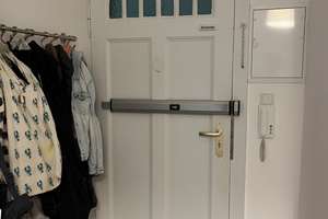Charmante 4-Zimmer-Altbauwohnung mit Balkon in Düsseldorf-Flingern – Die vollständige Adresse der Immobilie erhältst du vom Anbieter., 40235 Flingern Nord, Düsseldorf – Vorschaubild 4