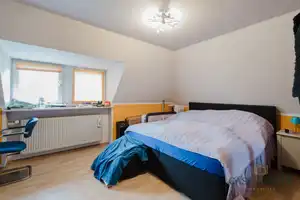 Exklusives Mehrfamilienhaus mit Gewerbeeinheiten in zentraler Lage von Amberg – Amberg – Vorschaubild 18