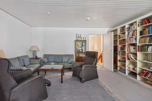 Hochwertige 4-Zimmer-Terrassenwohnung auf zwei Ebenen, Tiefgarage und Dachpool in Göggingen – Die vollständige Adresse der Immobilie erhältst du vom Anbieter., 86199 Göggingen-Nordost, Augsburg – Vorschaubild 11