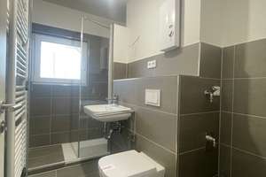 *Erstbezug nach Sanierung*Aufzug*Balkonwohnung*Holsterhausen* – Keplerstr. 110-112, 45147 Holsterhausen, Essen – Vorschaubild 2