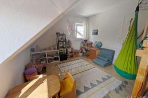 Haus im Haus mit Garten und zwei Garagen in bester Lage! – 70563 Rosental, Stuttgart – Vorschaubild 30