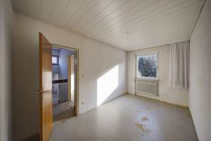 Wohnen auf mehreren Ebenen – Ihr Bungalow im Split-Level-Design – Die vollständige Adresse der Immobilie erhältst du vom Anbieter., 90449 Röthenbach Ost, Nürnberg – Vorschaubild 12