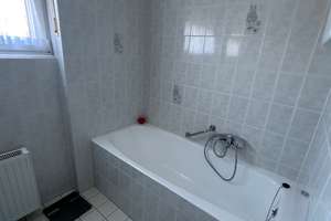 Großzügige 4-Zimmer-Eigentumswohnung mit Loggia u. Balkon in Bockum! – Bethelstraße 58, 47800 Bockum, Krefeld – Vorschaubild 10