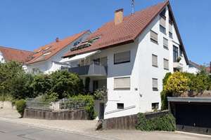 Sonnige 2 Zimmer-Wohnung mit Balkon und Außenstellplatz in L.-E.