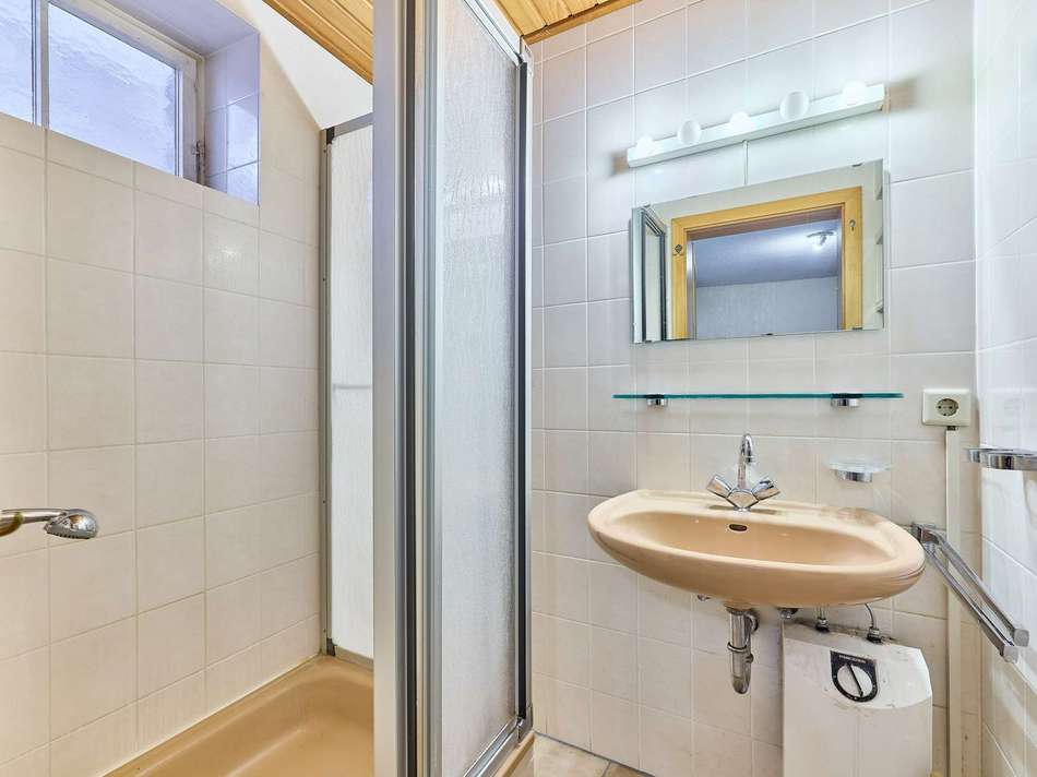 Badezimmer EG