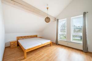 AIGNER - Helle Dachgeschosswohnung mit Loft-Charakter und sonnigem Balkon in Trudering – Die vollständige Adresse der Immobilie erhältst du vom Anbieter., 81825 Gartenstadt Trudering, München – Vorschaubild 5