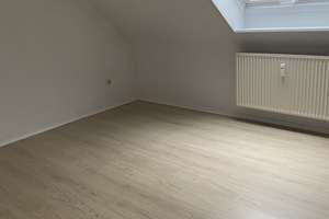 4-Zimmer-Wohnung in Sarstedt in der Nähe des Schulzentrums – Die vollständige Adresse der Immobilie erhältst du vom Anbieter., 31157 Sarstedt – Vorschaubild 6