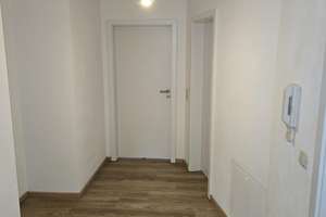 Tolle 2-Zimmer-Wohnung mit neuer Einbauküche, renov. Bad und Fußbodenheizung – 86154 Oberhausen-Nord, Augsburg – Vorschaubild 10