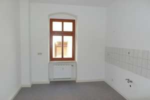 Ab Mitte August: Geräumige 2-Zimmer-Wohnung mit Laminatboden "Dielenoptik", Essküche und Badewanne – Neugasse 52, 1662 Meißen – Vorschaubild 6