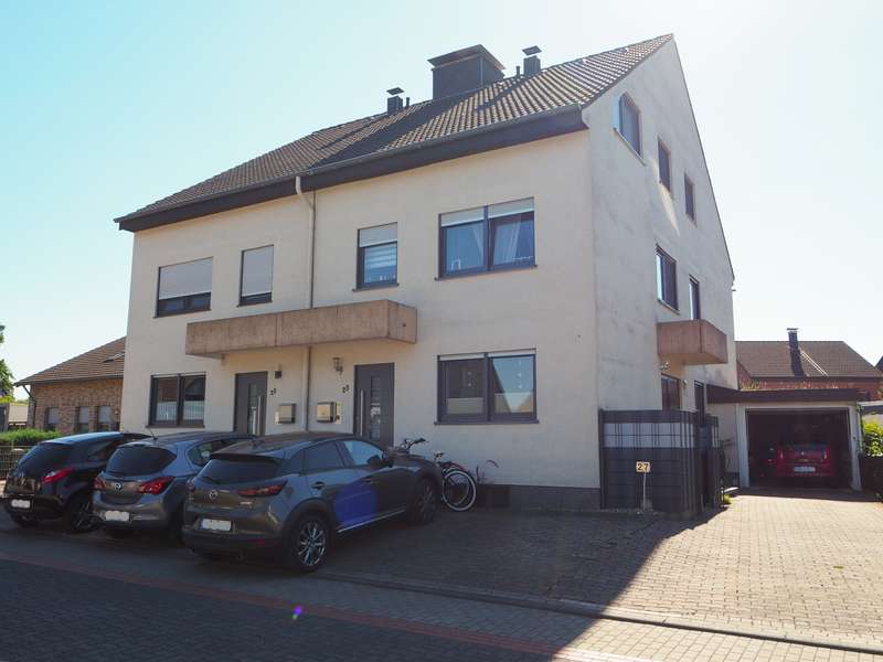 Topgepflegte Etagenwohnung mit separatem Eingang in Marl