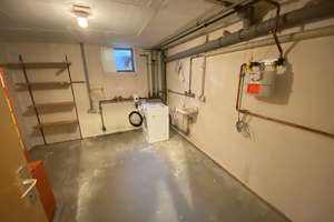 Doppelhaushälfte, ca. 110 m² Wohnfläche, Doppelgarage, ruhige Wohnlage, sofort bezugsfrei – Drosselweg 4, 88376 Königseggwald – Vorschaubild 18