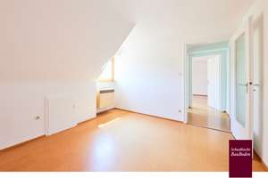 Attraktive, helle 3-Zimmer-DG-Wohnetage mit großem Balkon, Einbauküche und toller Aussicht +++ – 70374 Im Geiger, Stuttgart – Vorschaubild 21