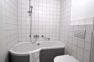 Frisch sanierte 2,5 Zimmer Wohnung mit Balkon im 4. OG – Pforzheim-Haidach – Haidachstr 14, 75181 Haidach, Pforzheim – Vorschaubild 6