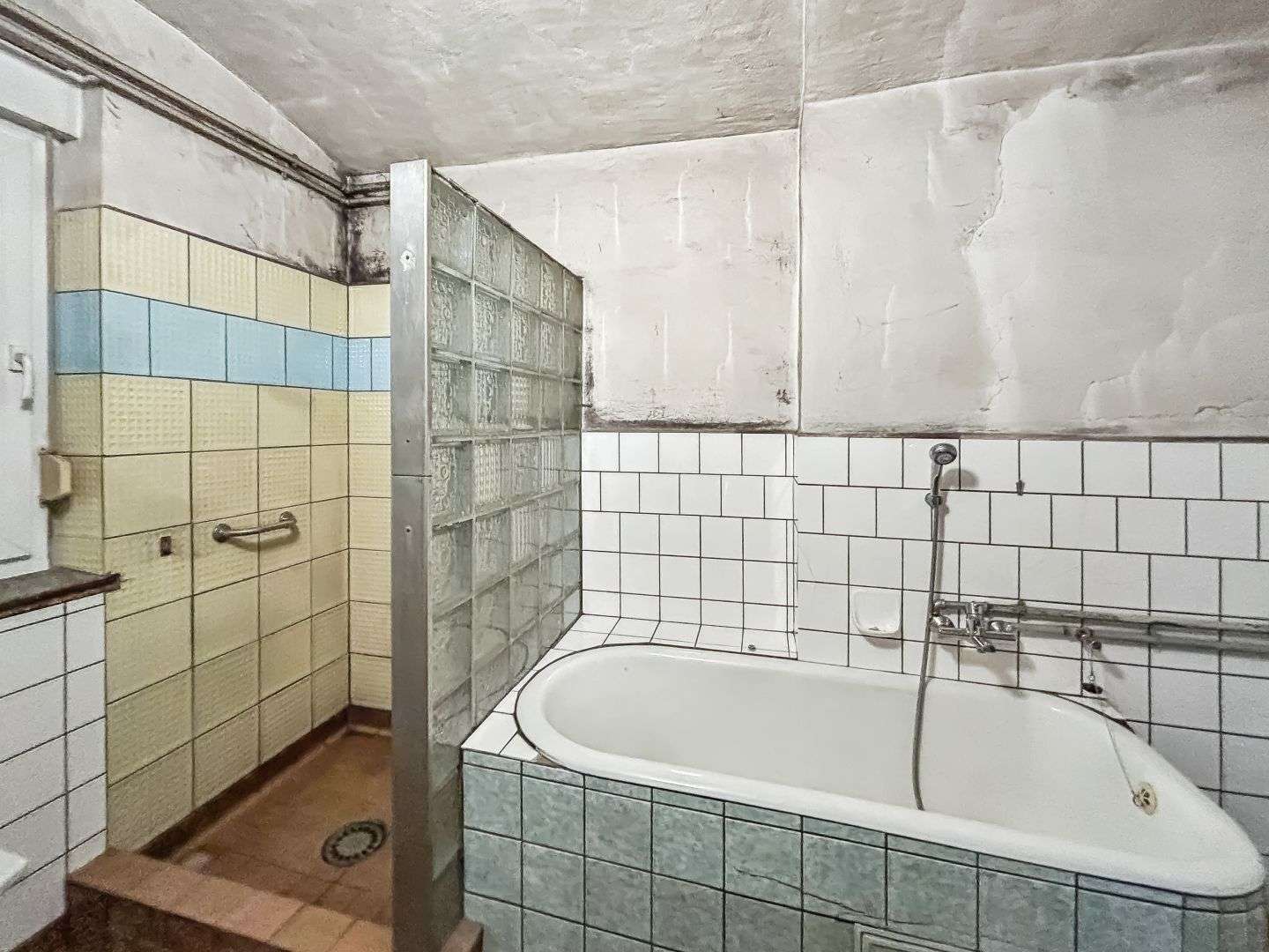 Immobilie in Kospoda - ca. 32.000 m² Wald und Wiesefläche mit dazugehörigen Bauernhof im OT Dreba Neustadt an der Orla - Bild 2