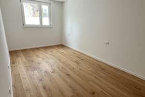 Großzügige 3 Zimmer Wohnung mit eigenem Garten – Bönnigheimer Straße 32, 70435 Zuffenhausen-Mitte, Stuttgart – Vorschaubild 4