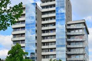 7 bis 8 Zimmer Wohnung mit Terrasse in zentraler Lage