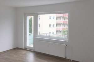 Attraktive 3-Zimmer-Wohnung mit Balkon! – Freisenbruchstr. 19, 45279 Freisenbruch, Essen – Vorschaubild 2