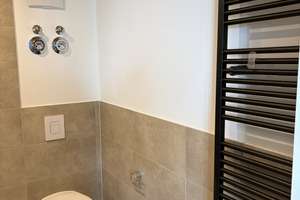 Helles, zentral gelegenes Studentenappartement, Erstbezug, Dachterrasse (Gemeinschaftsnutzung)  – Gabelsbergerstraße 20, 91052 Stubenloh, Erlangen – Vorschaubild 10
