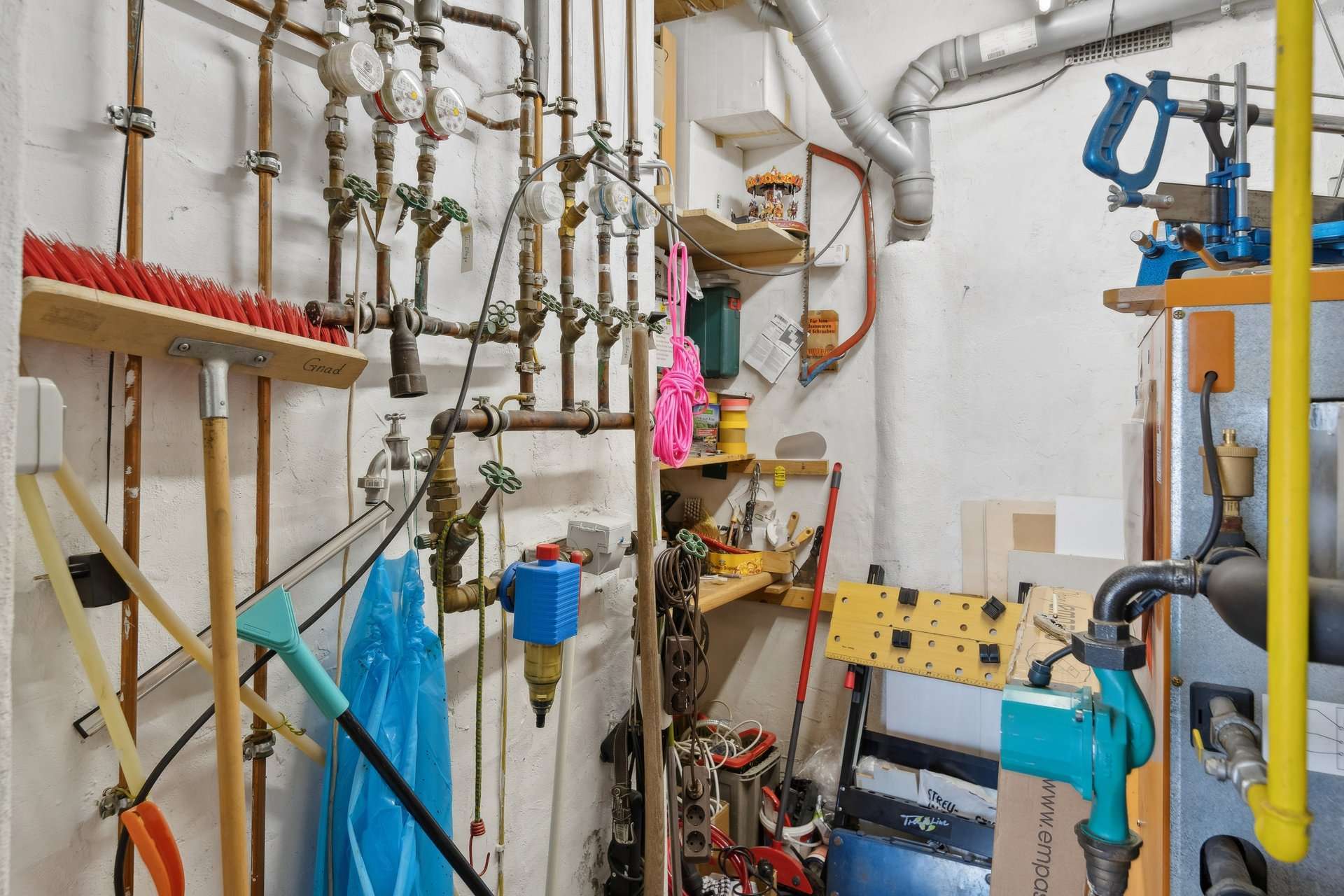 Immobilie in Bullay - Mehrfamilienhaus mit Geschäftsräumen - Bild 1