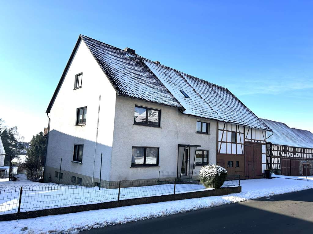 Immobilie in Antrifttal - Charmantes Bauernhaus mit viel Potential für die ganze Familie. - Bild 0