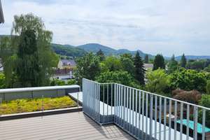 Exklusives Penthouse mit 3,5 Zimmern und Dachterrasse in Bonn-Oberkassel