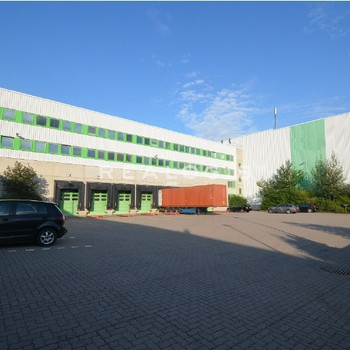 Lager- / Logistikfläche - Anbindung an die A8