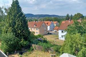 KS-Oberzwehren: Helle 2-Zimmer-Wohnung mit Garage