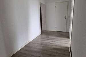 3-Zimmer-Wohnung im 3.OG – Brückenstraße 20, 47053 Hochfeld, Duisburg – Vorschaubild 2