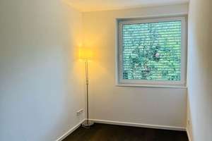 Hochwertig sanierte 3-Zimmer-Wohnung mit Designerküche, Fußbodenheizung & Balkon in D-Mörsenbroich – Die vollständige Adresse der Immobilie erhältst du vom Anbieter., 40470 Mörsenbroich, Düsseldorf – Vorschaubild 12