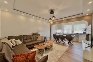 Lichtdurchflutet, modern und bezugsfrei: Ihr neues Zuhause in Köln-Grengel – Die vollständige Adresse der Immobilie erhältst du vom Anbieter., 51147 Grengel, Köln – Vorschaubild 1
