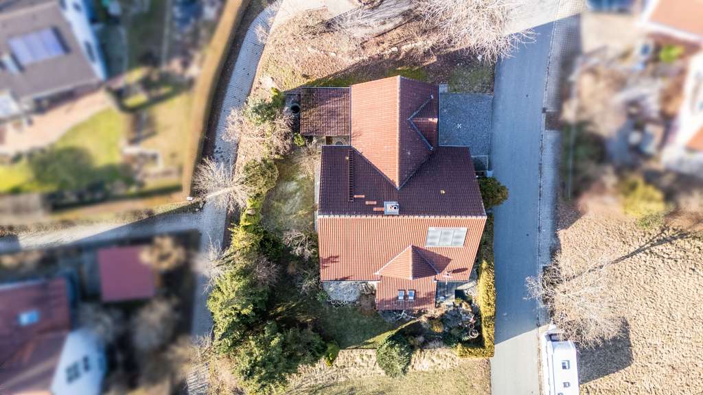 Immobilie in Deining - ***3 TERRASSEN, FREIER BLICK NACH SÜDEN - IHR NEUES ZUHAUSE*** - Bild 1