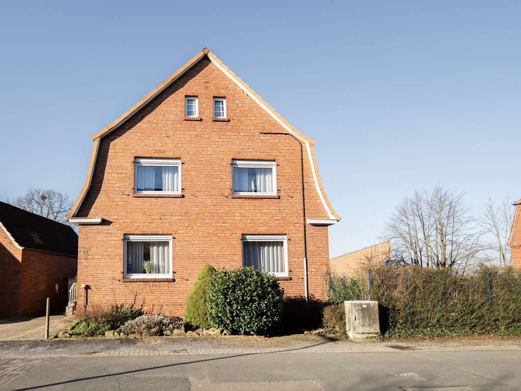 Immobilie in Bad Bentheim - Stadtvilla mit Altbau-Charme: Fernblick und Top-Lage in Bad Bentheim! - Bild 2