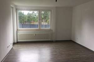 Gemütliche 3-Zimmer-Wohnung mit Dusche im EG