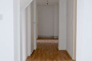 Modernes Wohnen im alten Gewand! Attraktive, großzügige 3 - Zi.- Wohnung am Platz der Republik! – Platz der Republik 46a, 42107 Elberfeld, Wuppertal – Vorschaubild 13