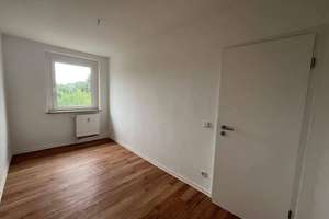 Attraktive 3-Zimmer-Wohnung inkl. EBK | Ideal für Singles und Paare – Dr.-Wilhelm-Külz-Straße 25, 8060 Marienthal Ost, Zwickau – Vorschaubild 4