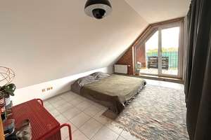 Schöne Dachgeschosswohnung mit großem Balkon und Stellplatz! – 46049 Alstaden-West, Oberhausen – Vorschaubild 9